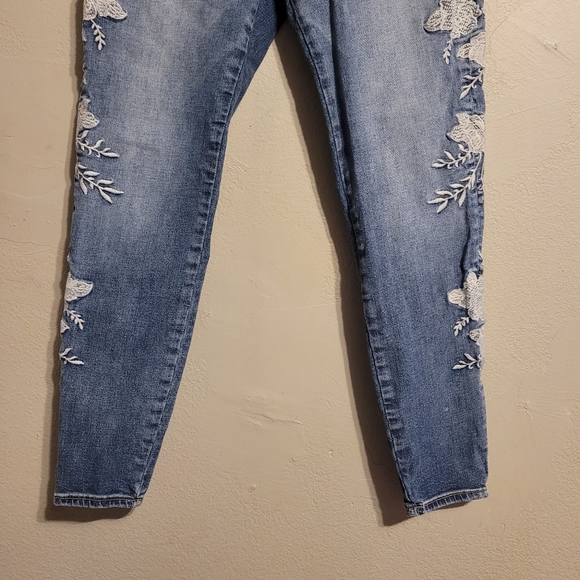 KUT From The Kloth Embroidered Connie Skinny Jean - Picture 3 of 14